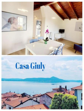 Casa Giuly , attico sul lago